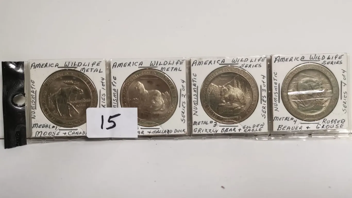 Large Wildlife Series Medals, Set of 4