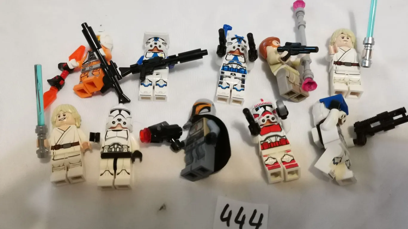 10 Lego Star Wars Figurines