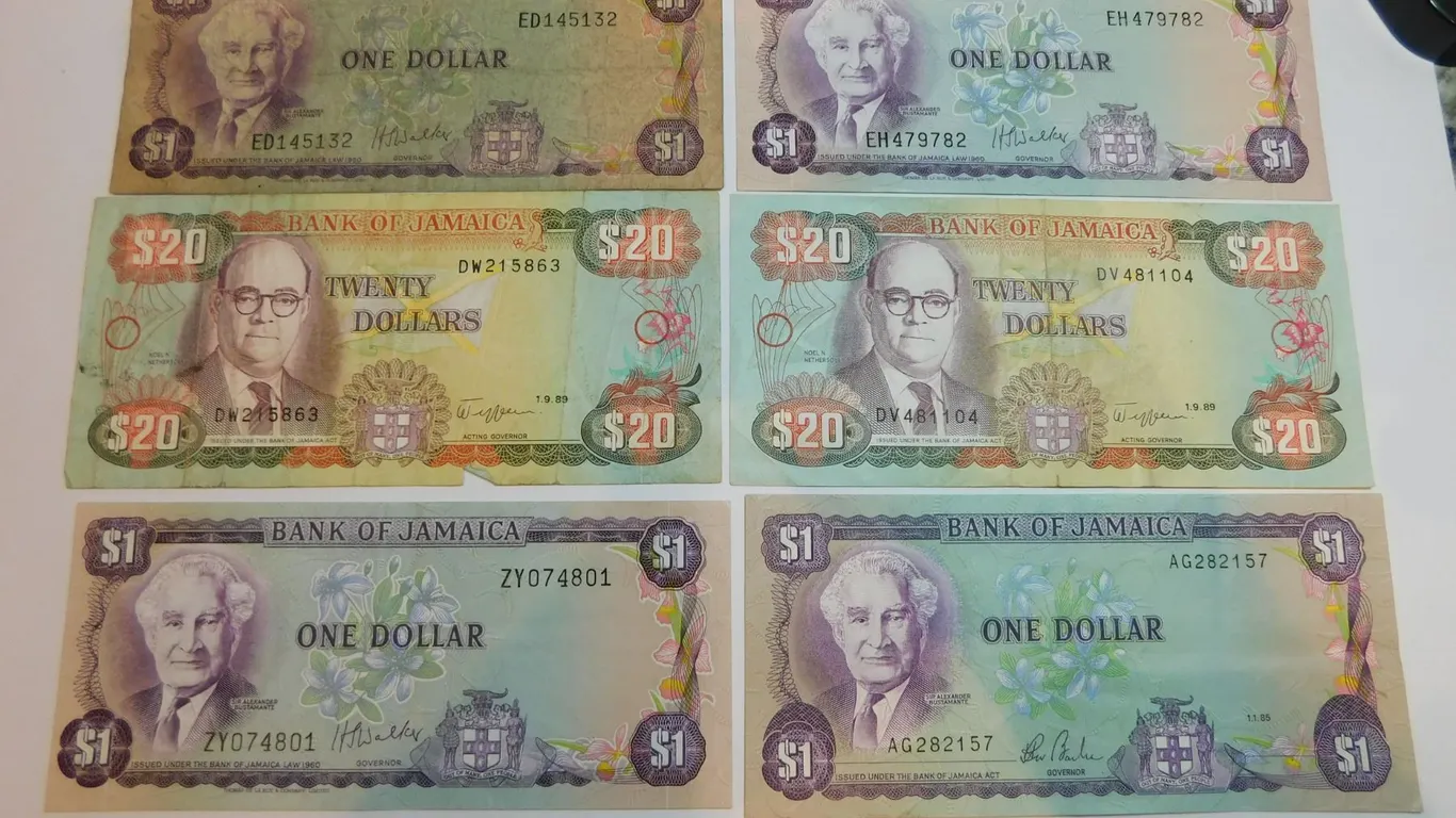 6 JAMAICAN BANK NOTES
