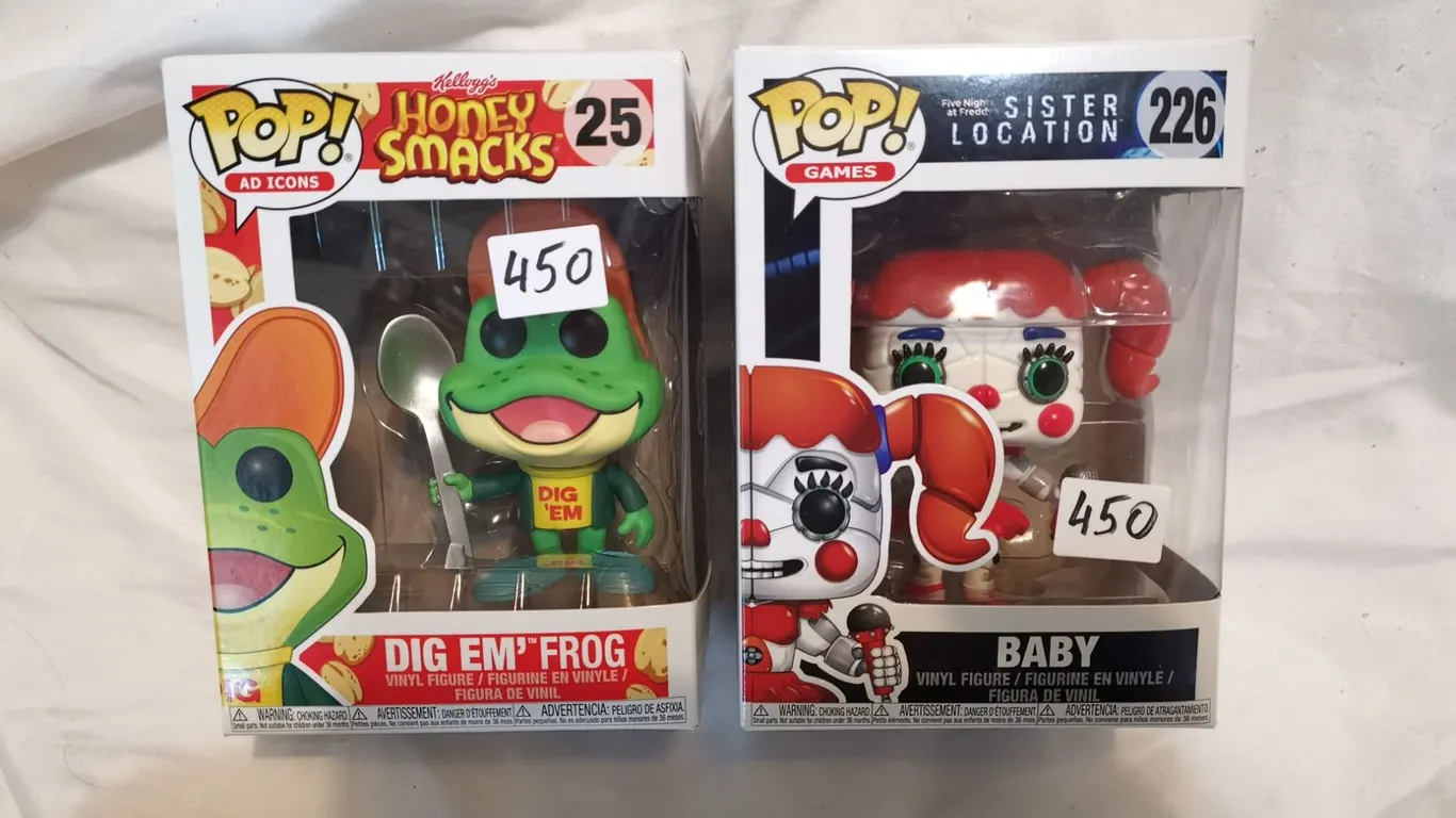 Funko Pop Dig Em' Frog and Baby