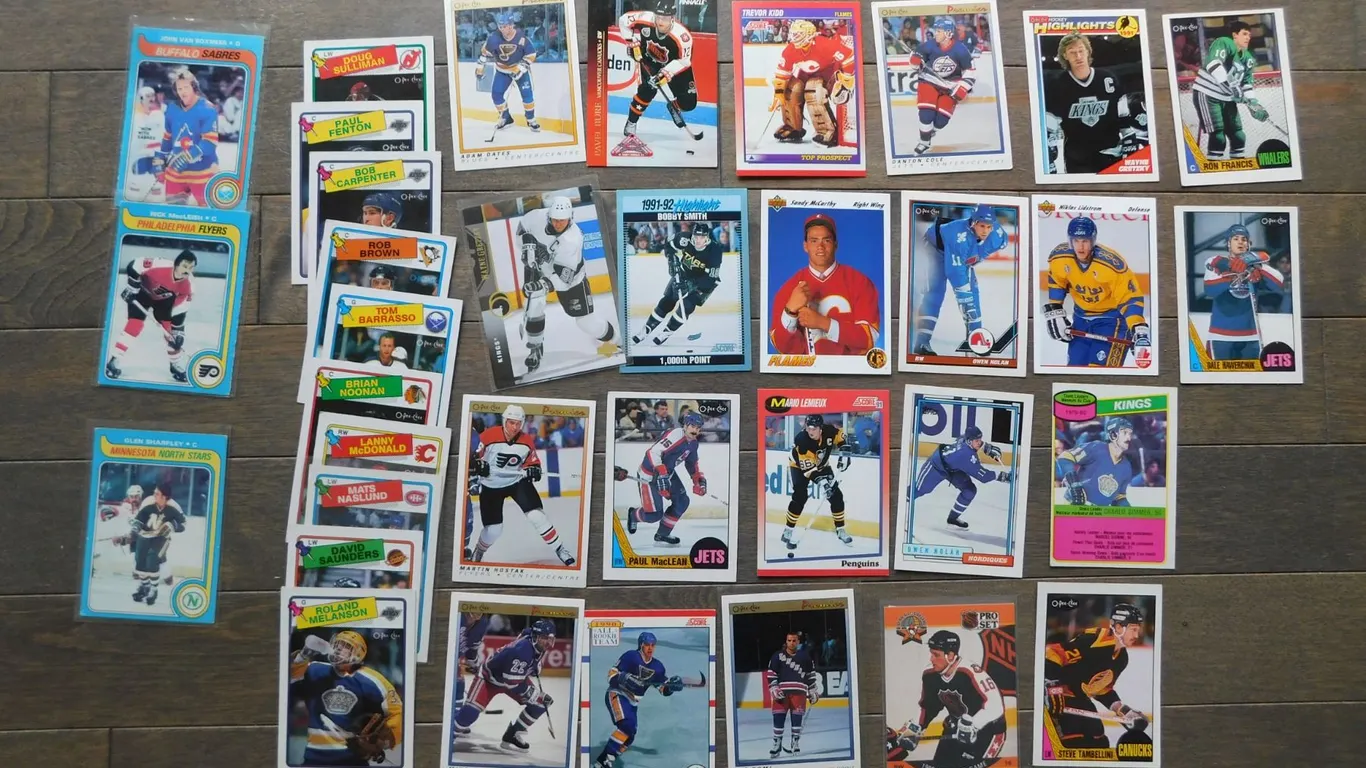 VINTAGE HOCKEY CARDS, GOOD NAMES