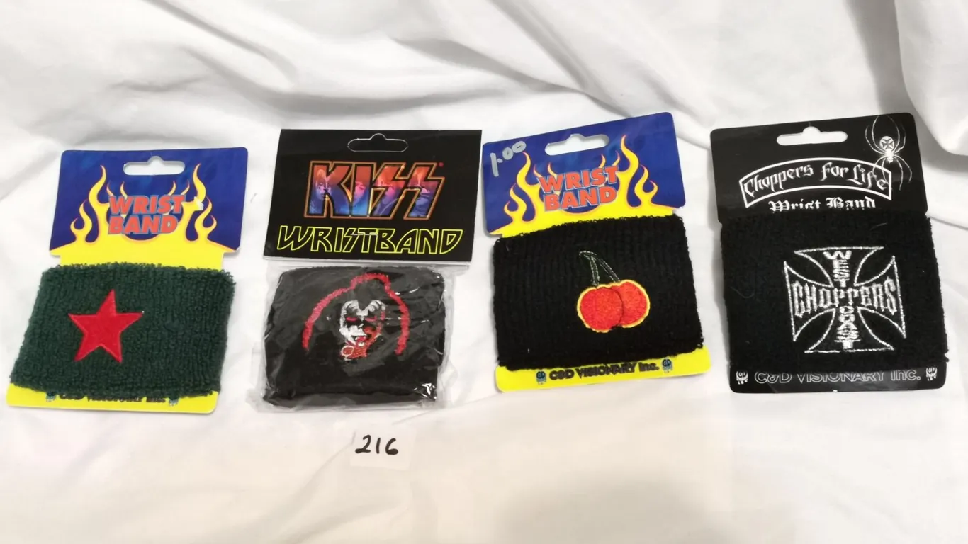 (4) NOS Wrist Bands – Kiss, Choppers, Cherry, Star