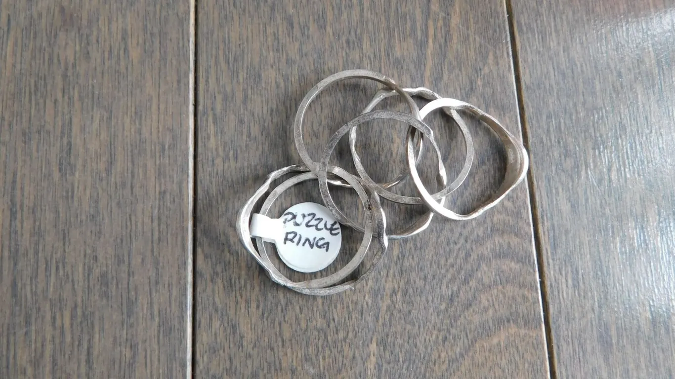 STERLING PUZZLE RING