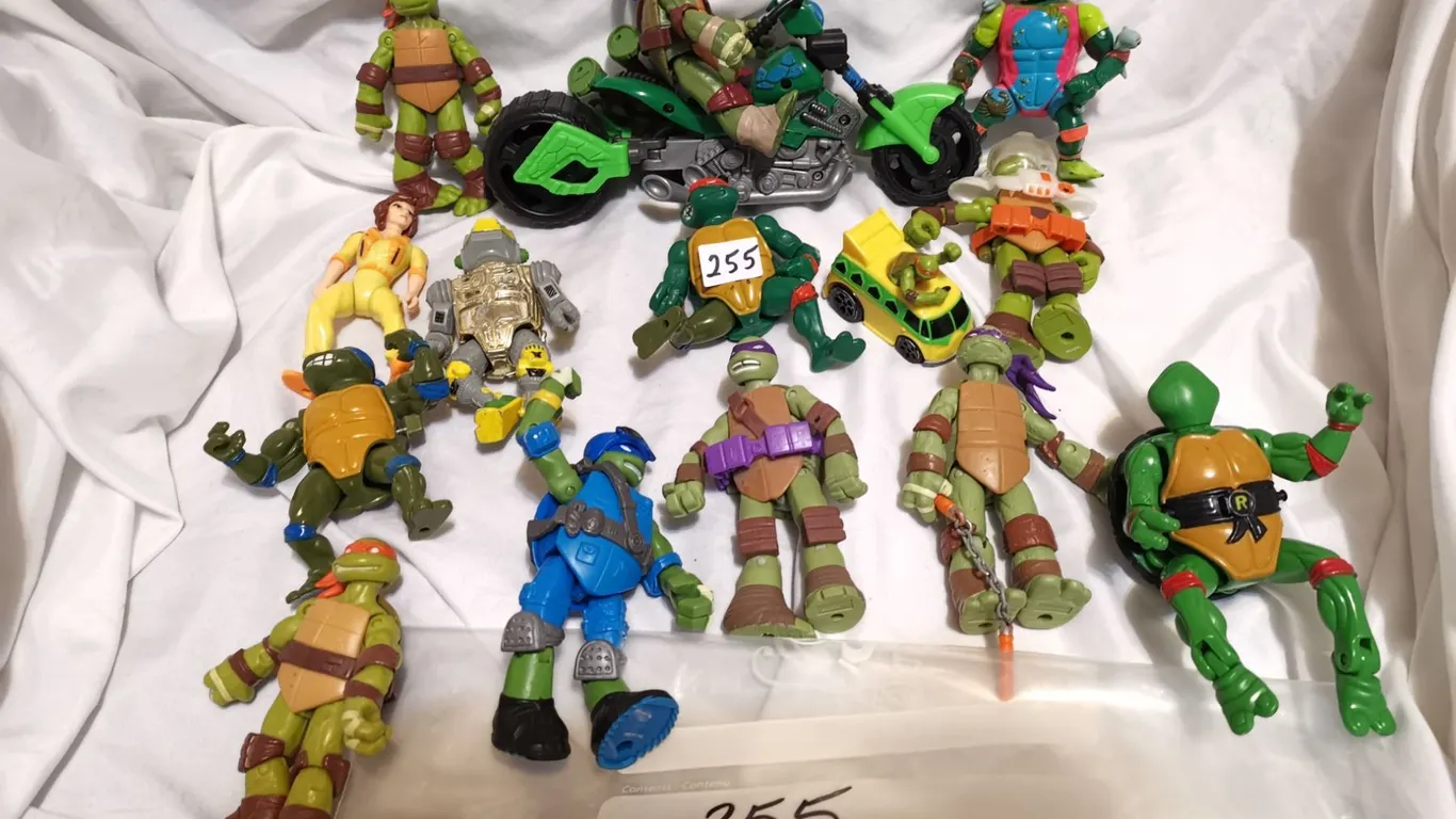 Large Lot of Ninja Turtles Action Figures