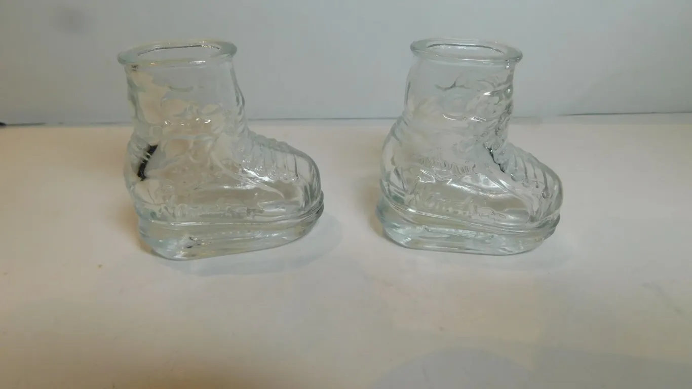 2 VINTAGE WINDSOR, SKATE BOOT SHOT GLASSES