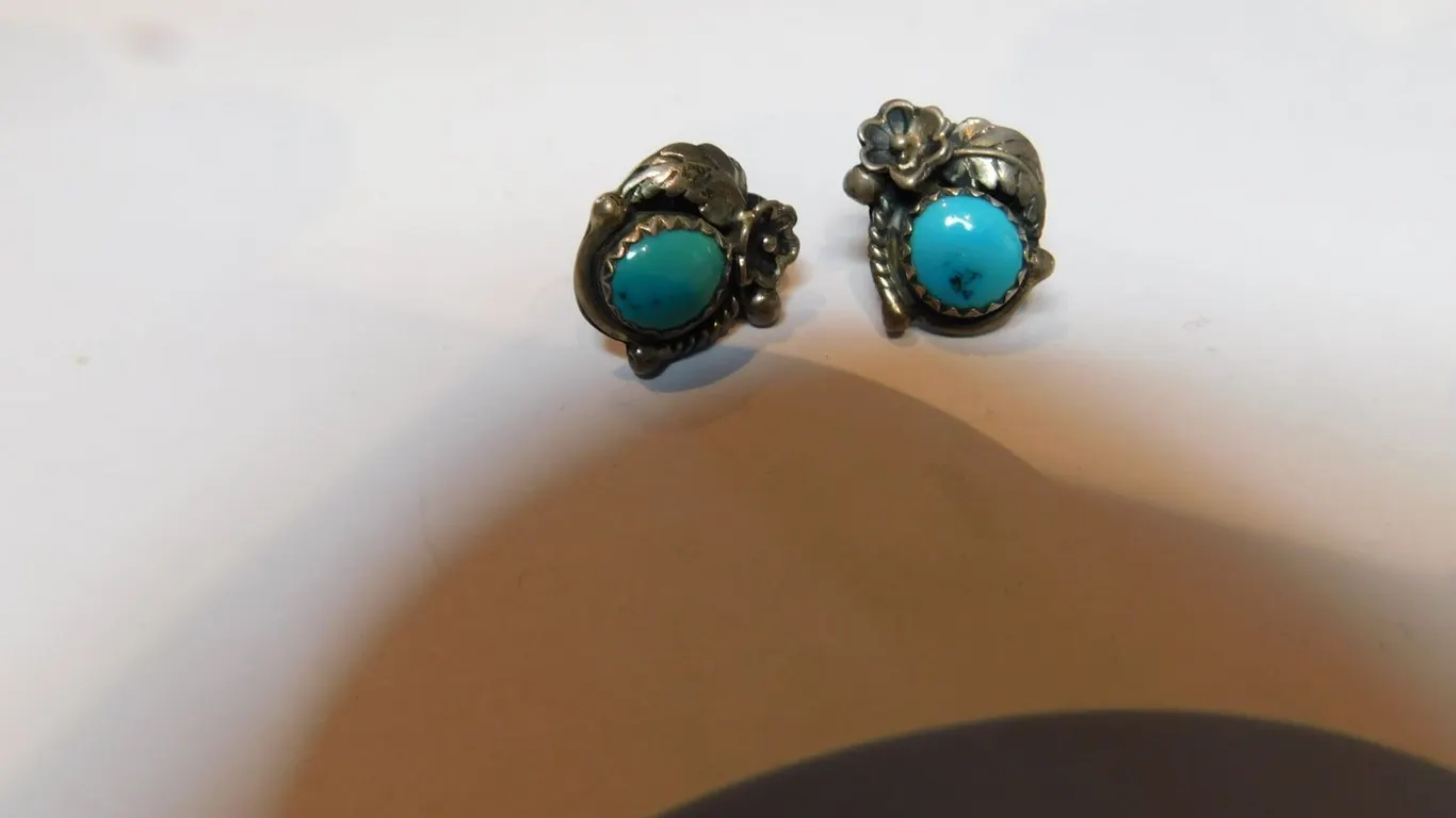 SILVER AND TURQUOISE EARINGS