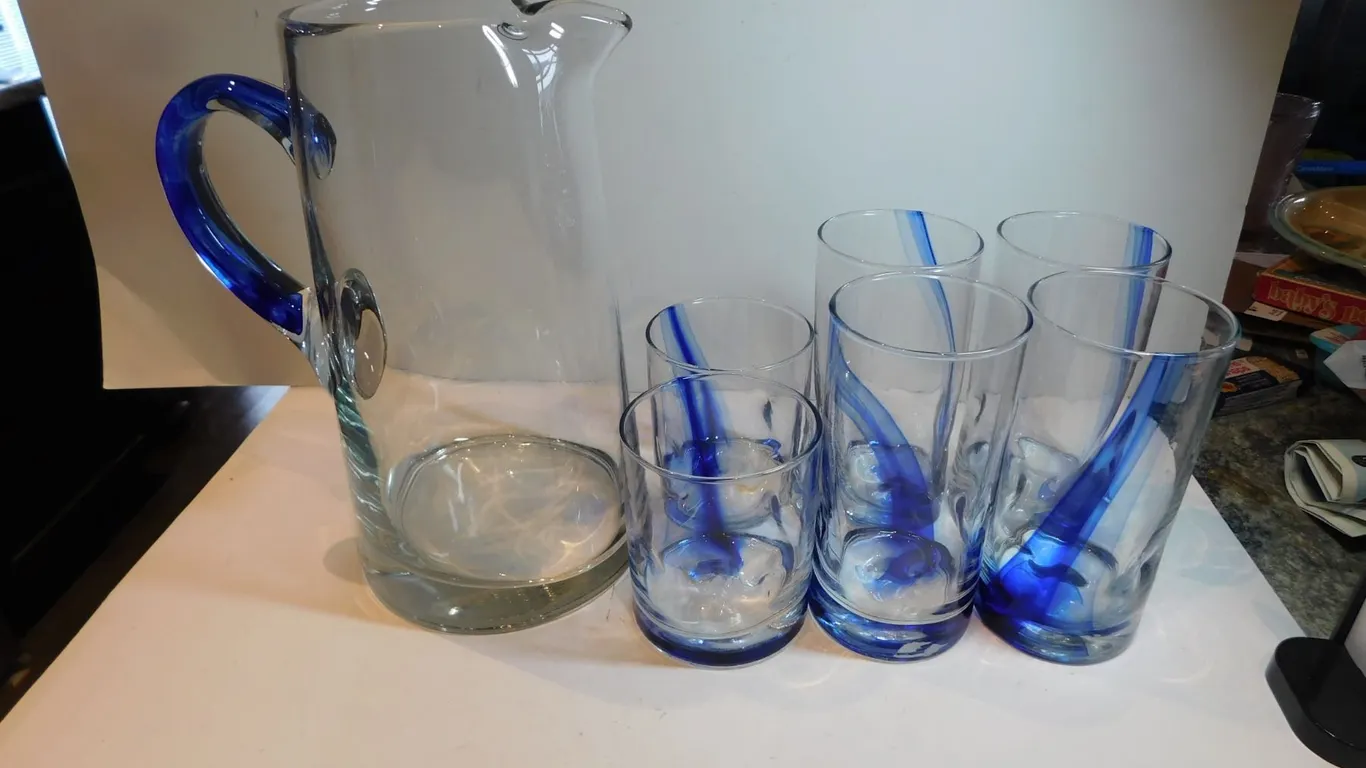 6-BLUE RIBBON DRINKING GLASSES WITH MATCHING PITCHER BY LIBBY