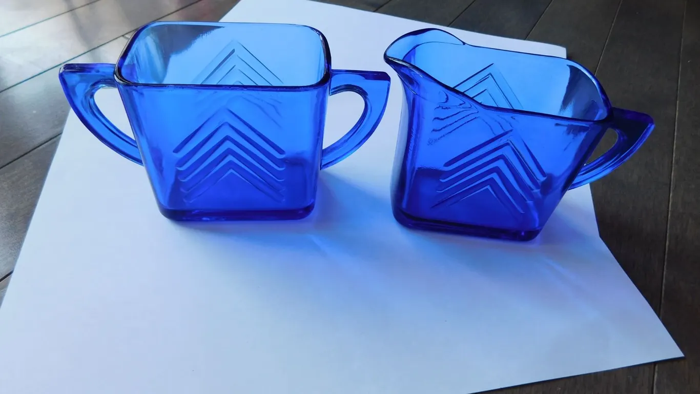 COBALT BLUE CHEVRON PATTERN CREAM AND SUGAR DEPRESSION GLASS