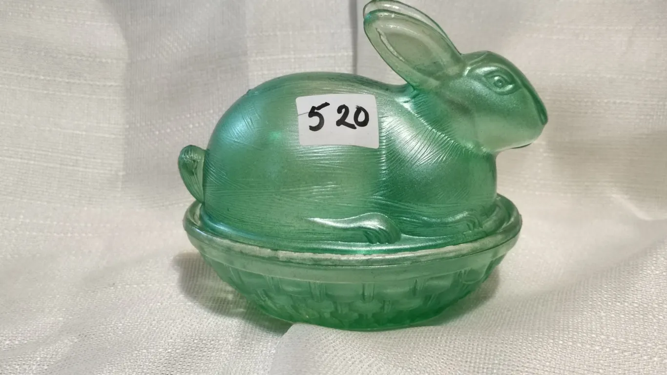 Green bunny on the nest glass dish