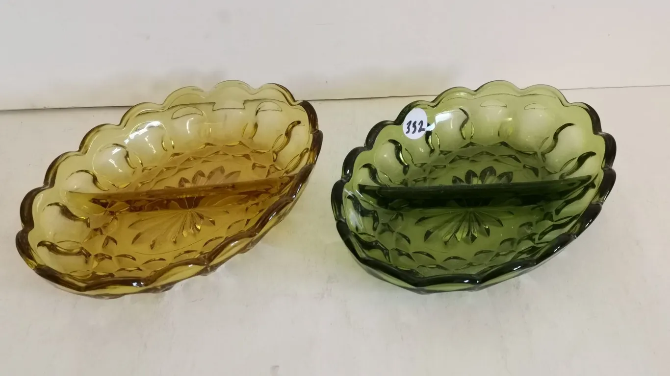 (2) Indiana Class Candy Dishes, Green & Amber