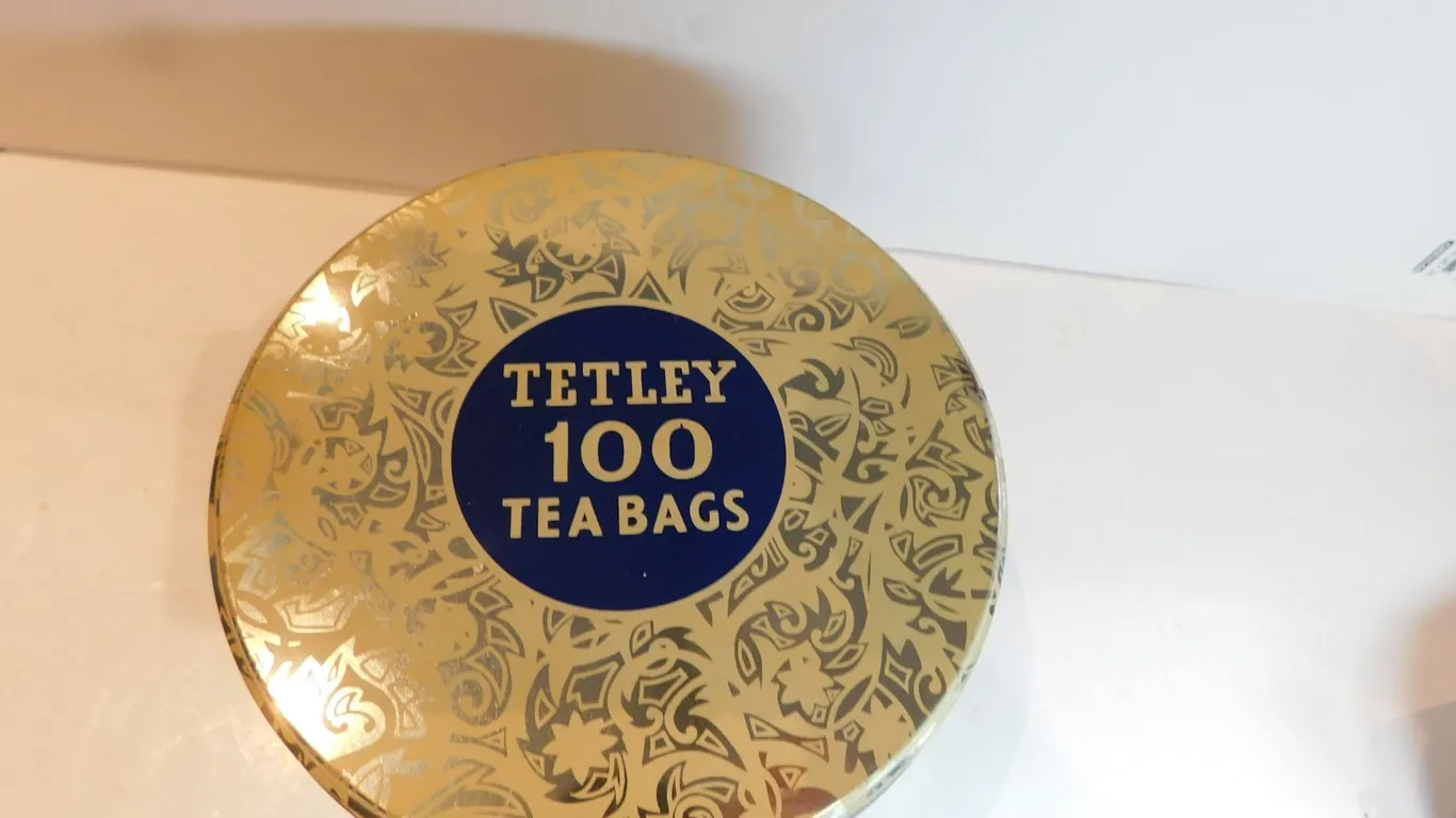 VINTAGE TETLEY TEA BAGS TIN