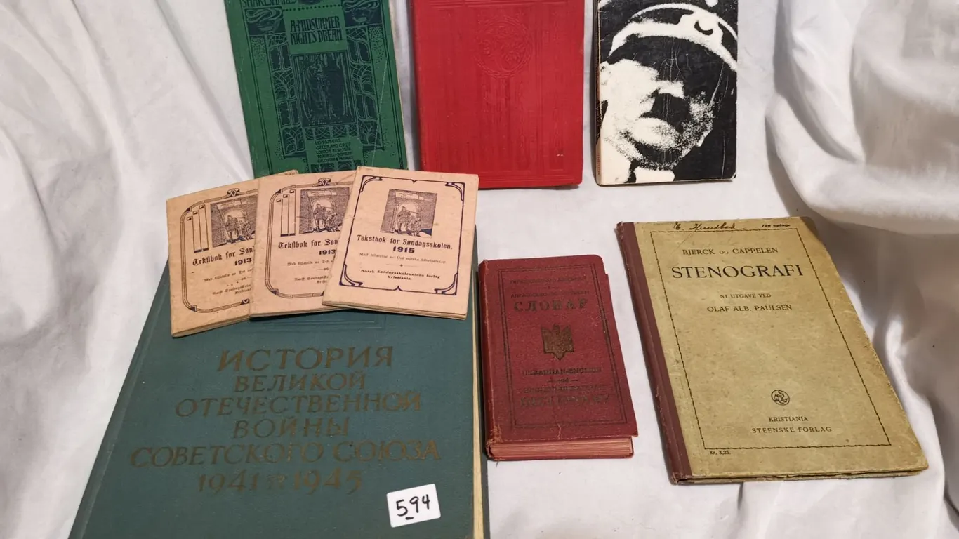 Vintage book lot