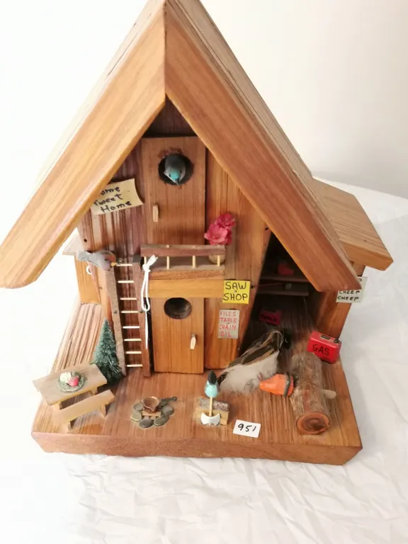 Large Bird House – 15”x11”x16.5” Tall