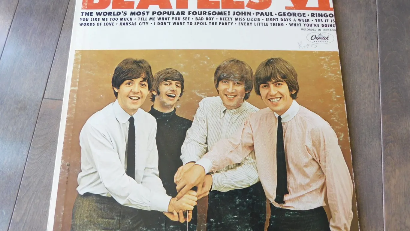 BEATLES VI, VINYL ALBUM, IN SLEEVE