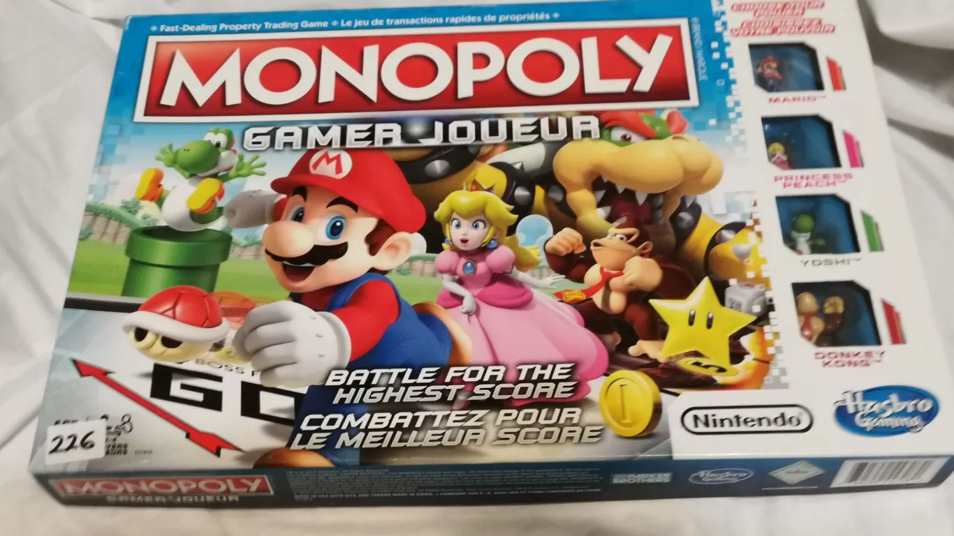 Nintendo Monopoly Gamer Board Game