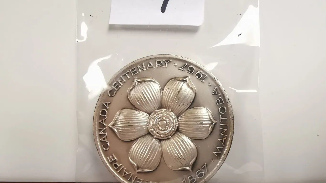 Manitoba Part Silver Centennial Medal, 60g