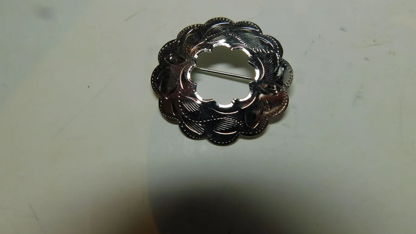 STERLING SILVER BROACH