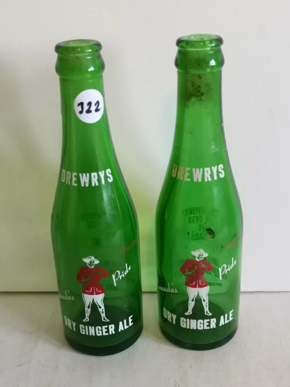 (2) Vintage Drewrys Dry Ginger Ale Glass Bottles