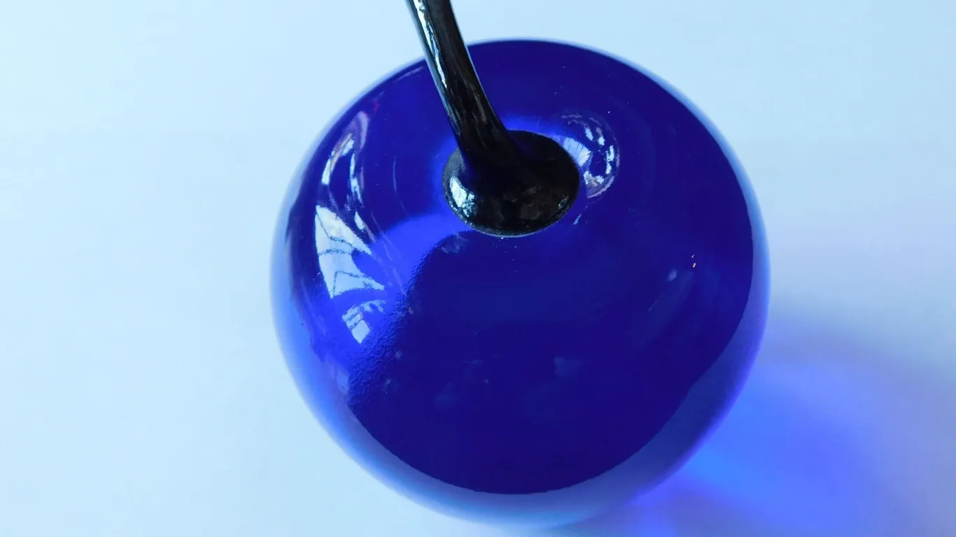 COBALT BLUE APPLE PAPERWEIGHT SIGNED MARK ARMSTRONG