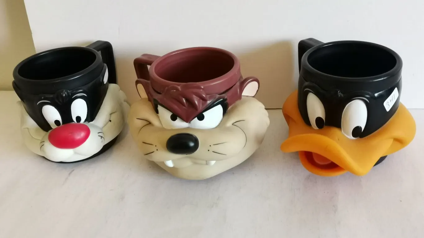(3) Looney Toons Mugs