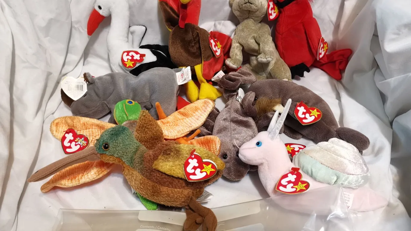 NOS Beanie Babies Over 25 Years Old Lot 11