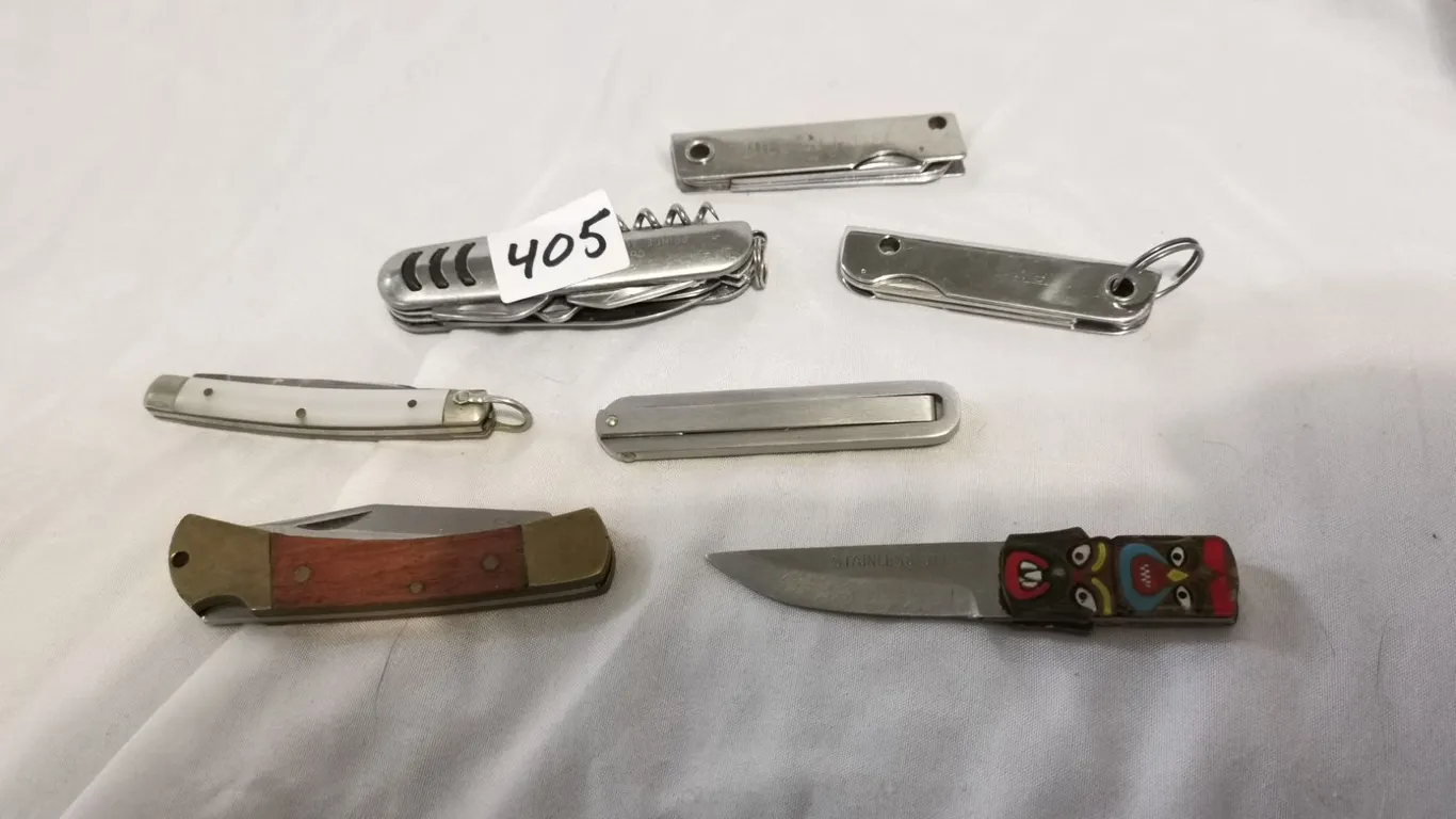 Knife Lot