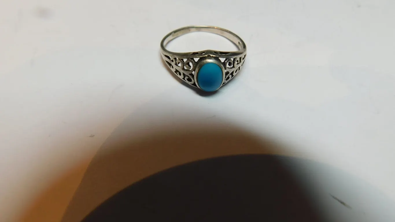 STERLING AND TURQUOISE RING, SIZE 5 ½
