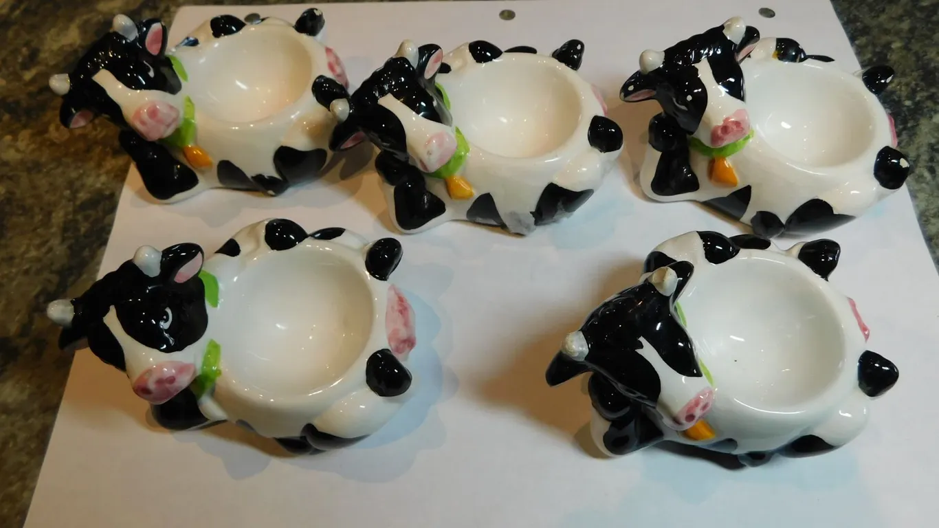 5-COW EGG CUPS