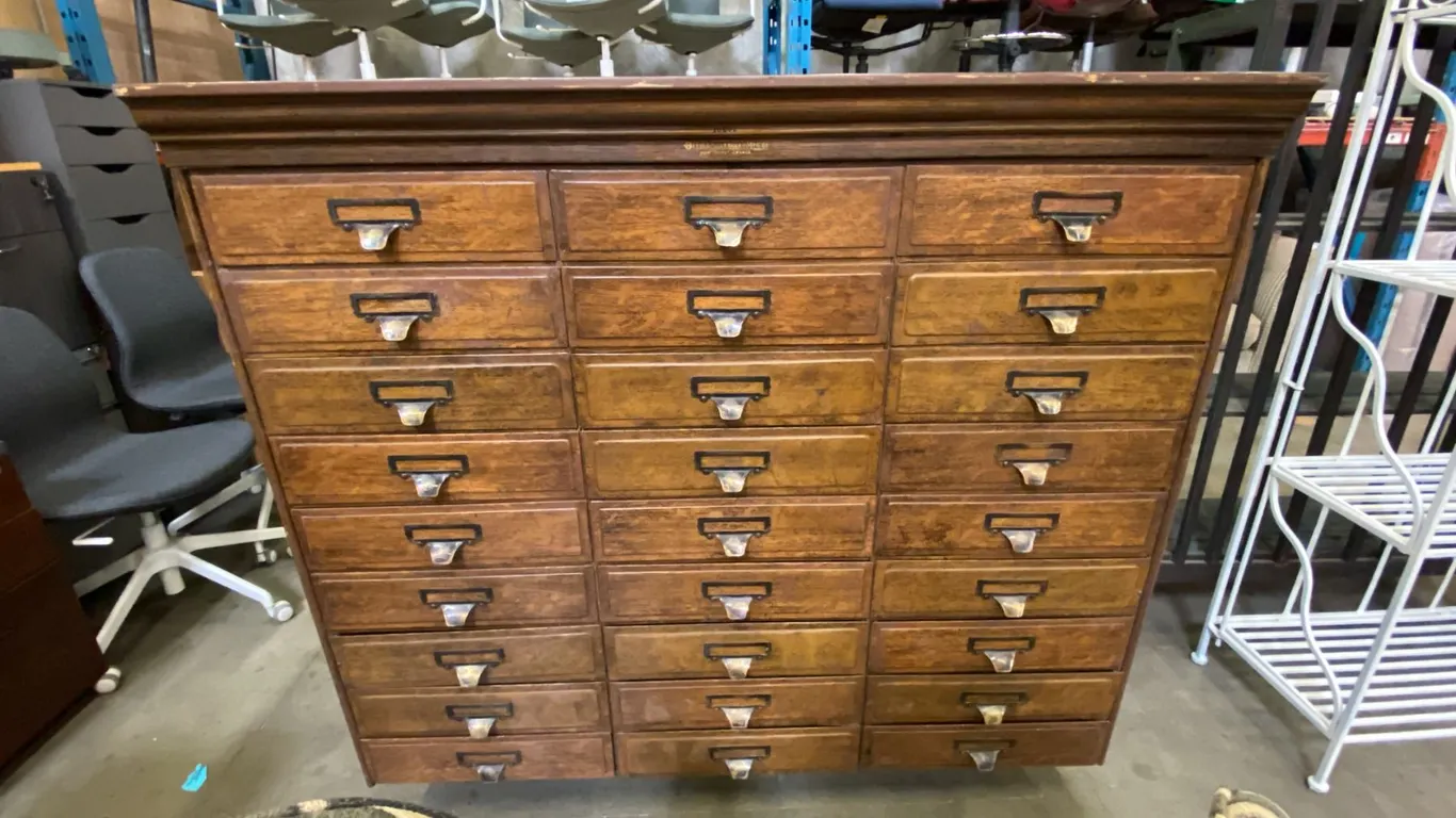 WOODEN LOOK 36 DRAWER ALL METAL MOBILE CATALOG CABINET