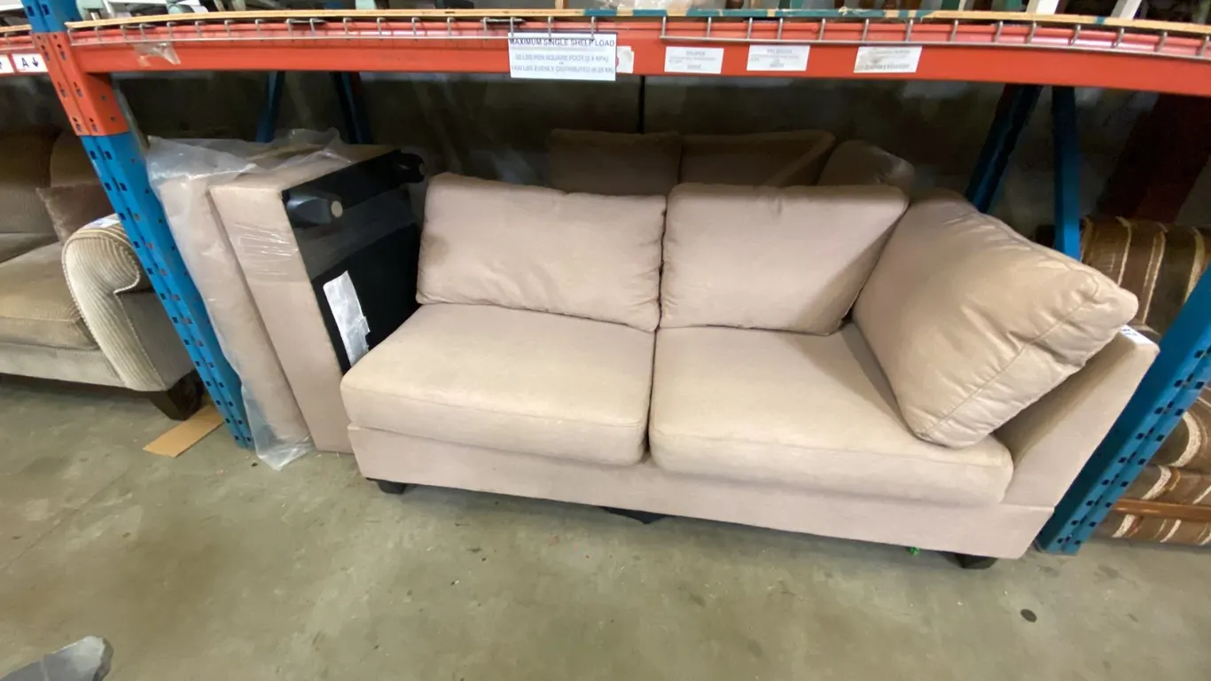3 PCS. CONTEMPORARY BEIGE FABRIC UPHOLSTERED SECTIONAL SOFA