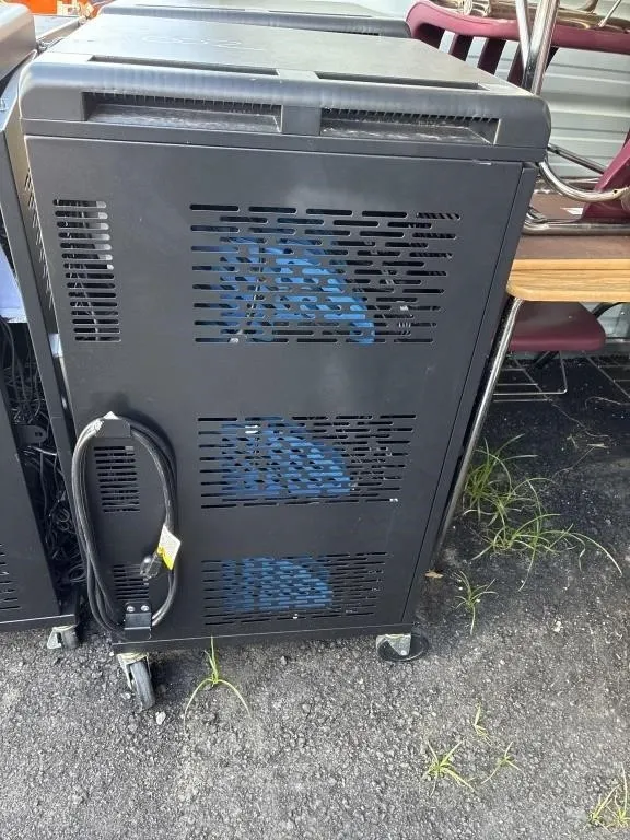 laptop cart