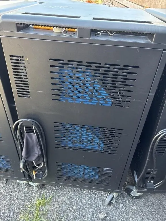 laptop cart