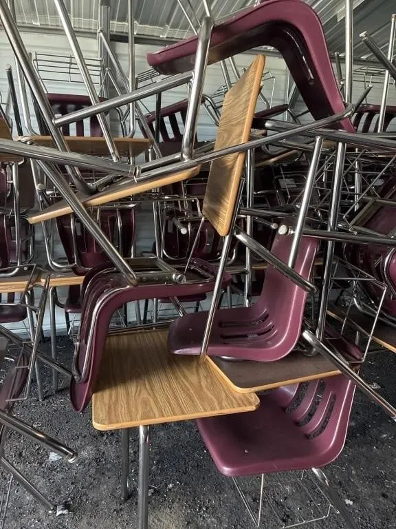 set of 4 student desks