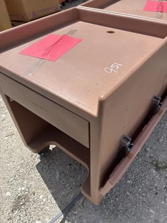X1 Camco plastic cashier stand