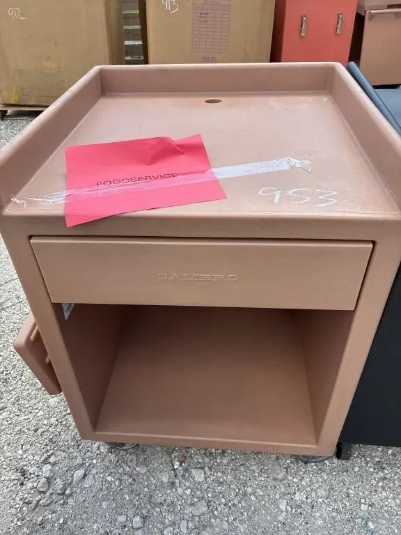 X1 CAMCO PLASTIC CASHIER STAND