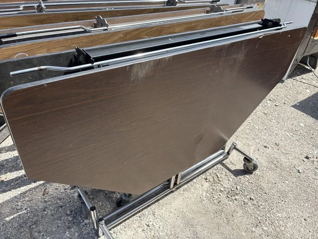 x1 octagon cafe table