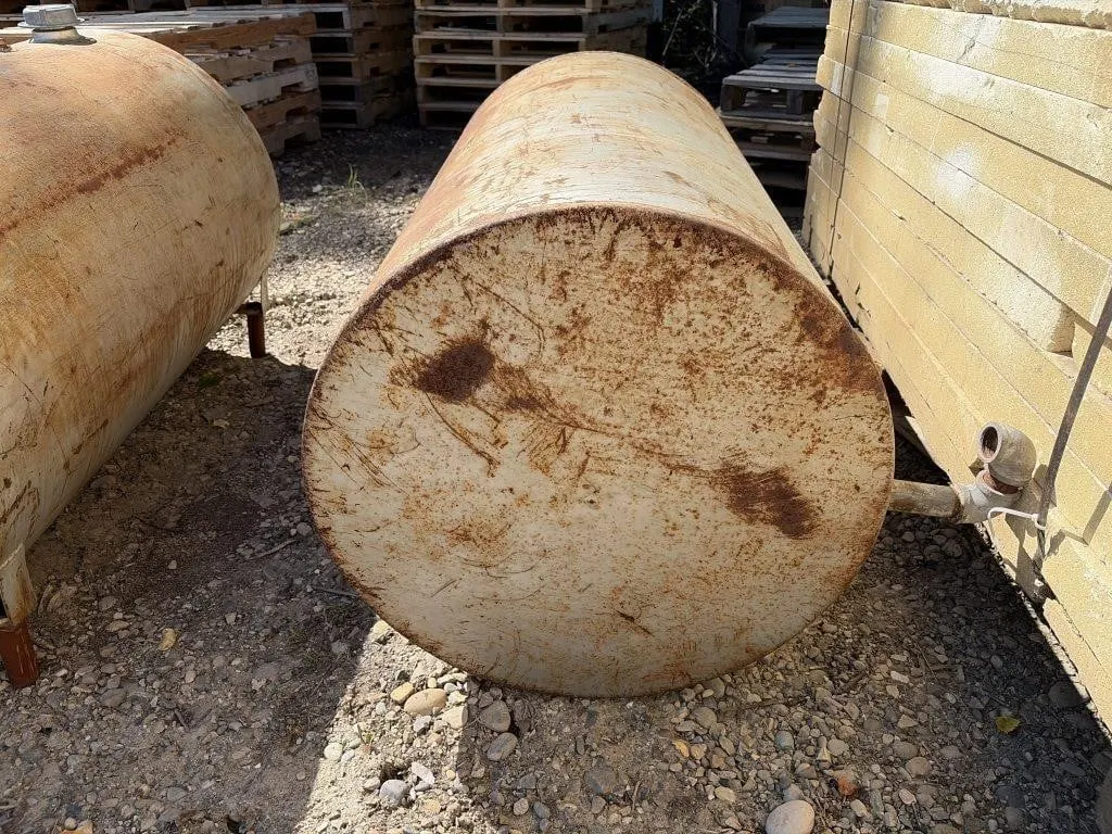 Oil Tank