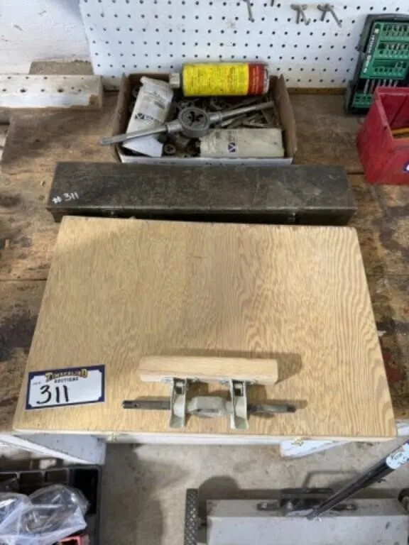 Box of Tap & Dies, Tin Box of Tap & Die Set