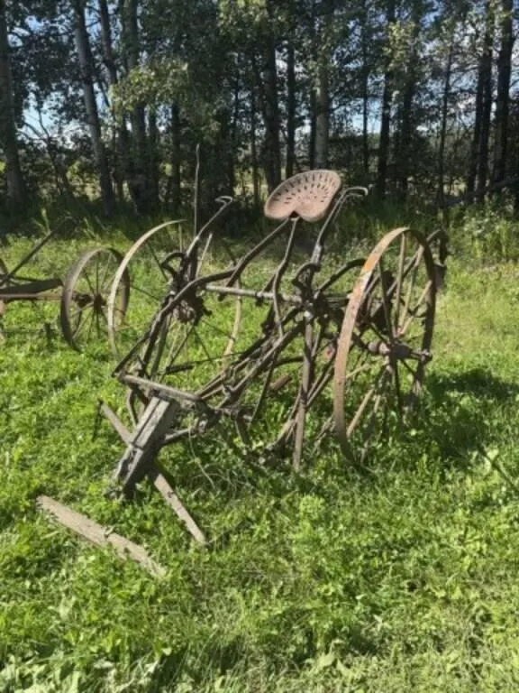 Horse Drawn Single Row Cultivator c/w Seat