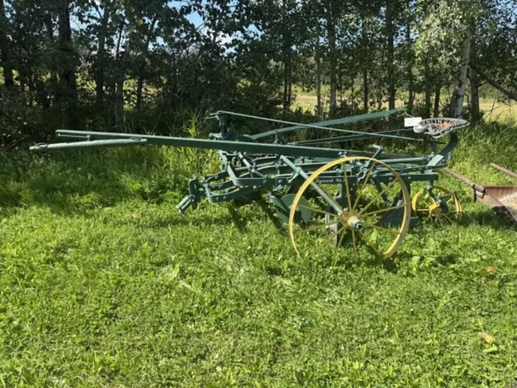 Horse Drawn P&O Diamond No.2 3 Bottom Plow