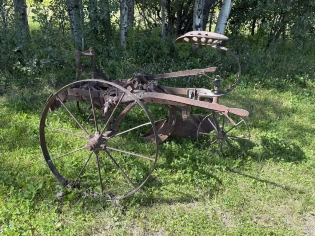 Horse Drawn Oliver Sulky Plow c/w Seat