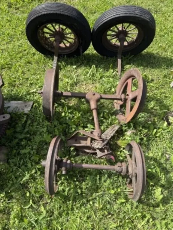 2 Rubber & 4 Case Iron Binder Transport Wheels