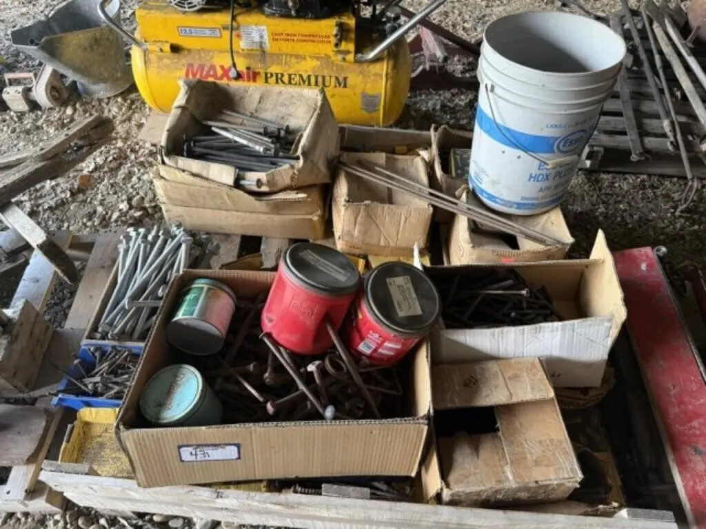 Pallet of Carriage Bolts up to 12"
