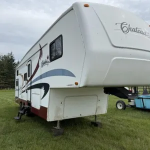 2008 Chateau General Coach Holiday Trailer