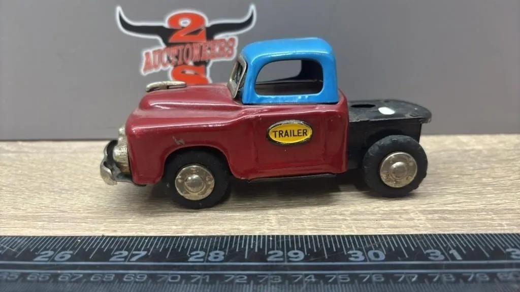 Metal 5� Hauling Truck. Missing Trailer. Japan.