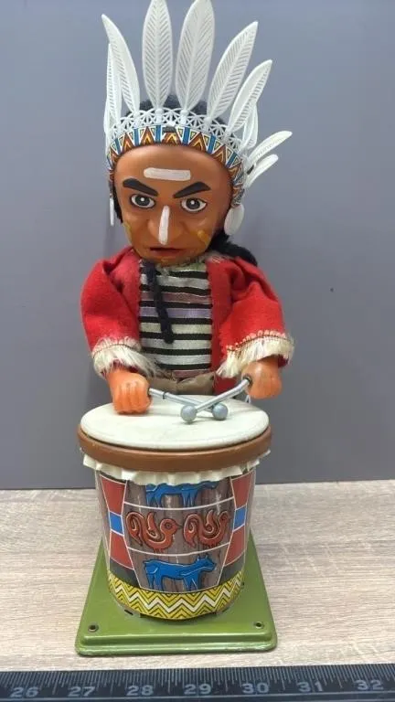 Battery Operated Drummer Boy Toy. Japan.