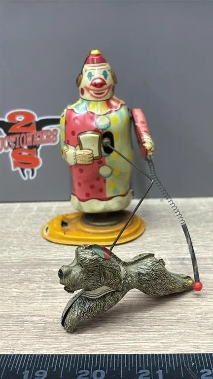 Clown Trainer & His Acrobatic Tin Dog Wind up