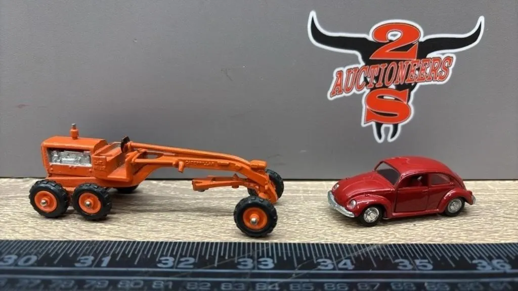 Schuco VW 1/66 Metal Car & Caterpillar Metal