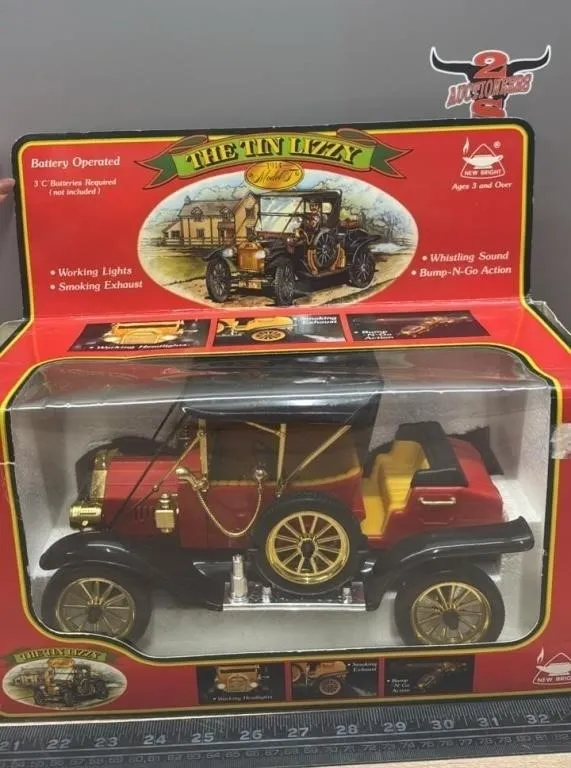 The Tin Lizzy - Light up Head Lights, Smoking