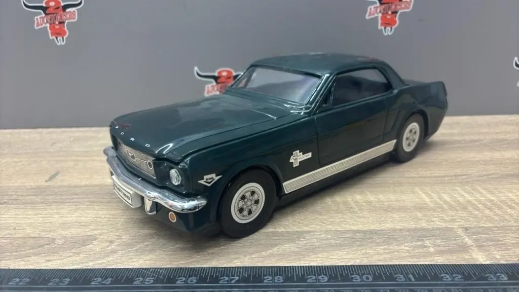Rewinder for VHS Video Cassettes - Ford Mustang.